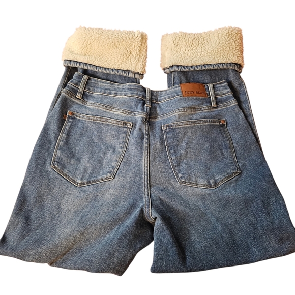 Judy Blue Straight Leg Fuzzy Cuffed Jeans Women's 14 - Picture 3 of 9